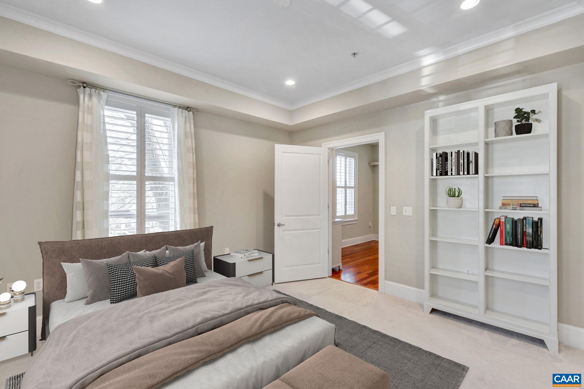 210 NE 10TH ST Unit: 103