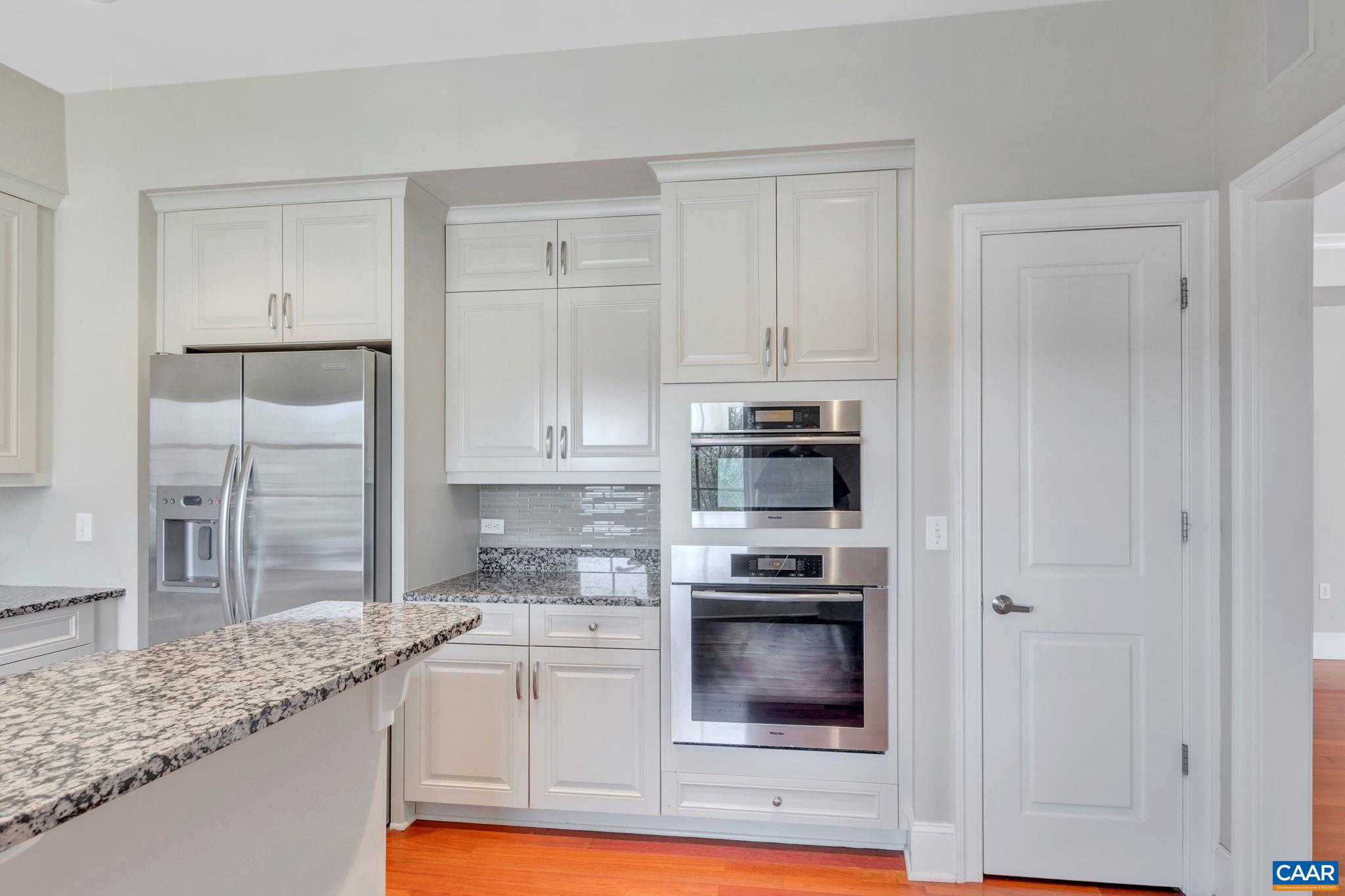 210 NE 10TH ST Unit: 103