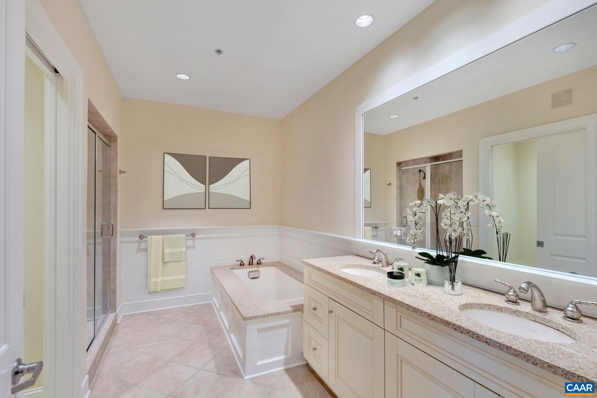 210 NE 10TH ST Unit: 103