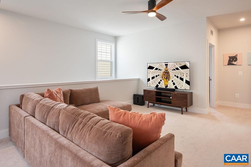 1788 FLORA LN
