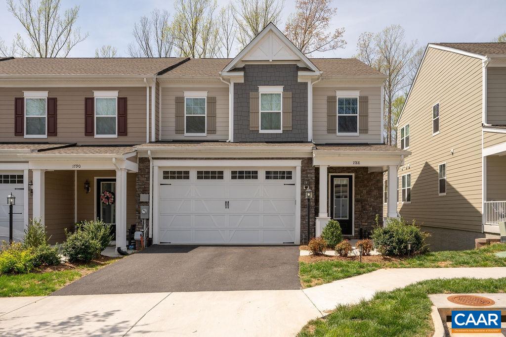 1788 FLORA LN