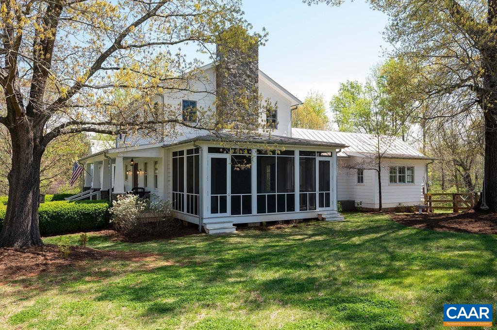 6877 HARVEST FARMS LN