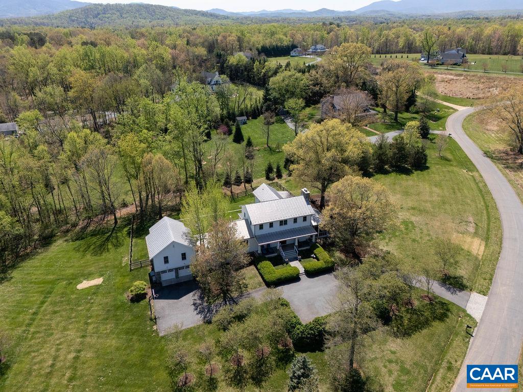 6877 HARVEST FARMS LN