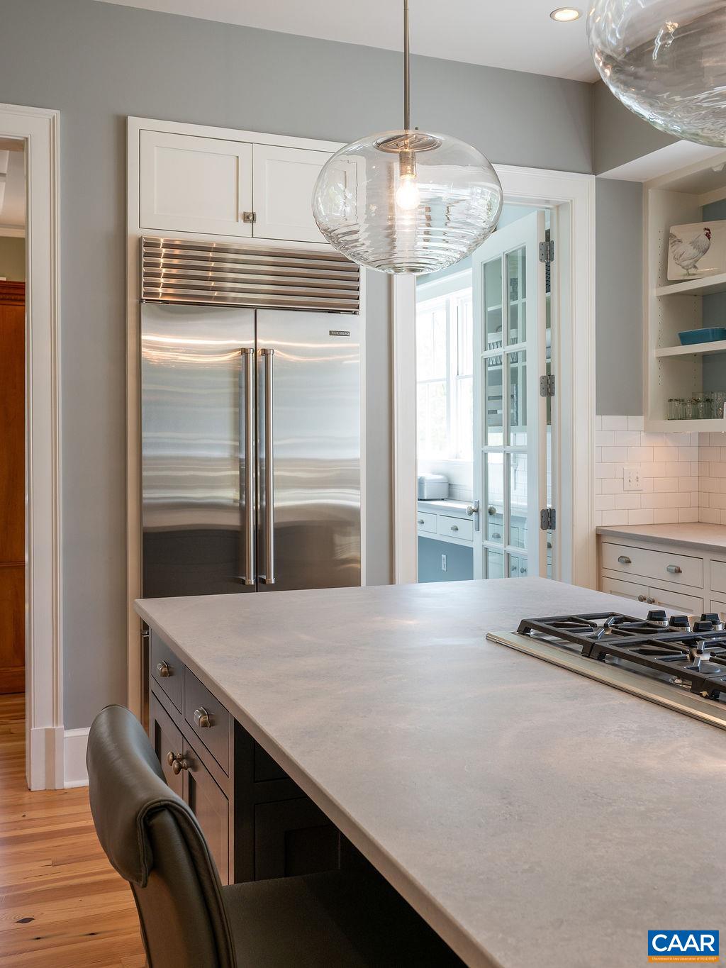 6877 HARVEST FARMS LN