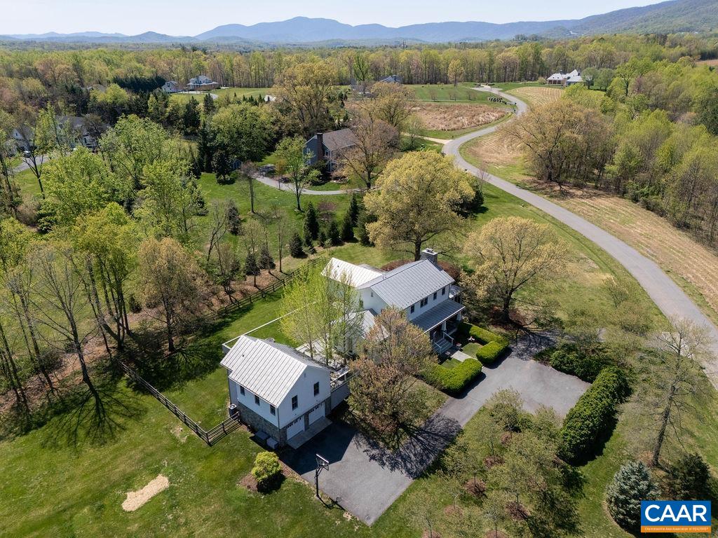 6877 HARVEST FARMS LN