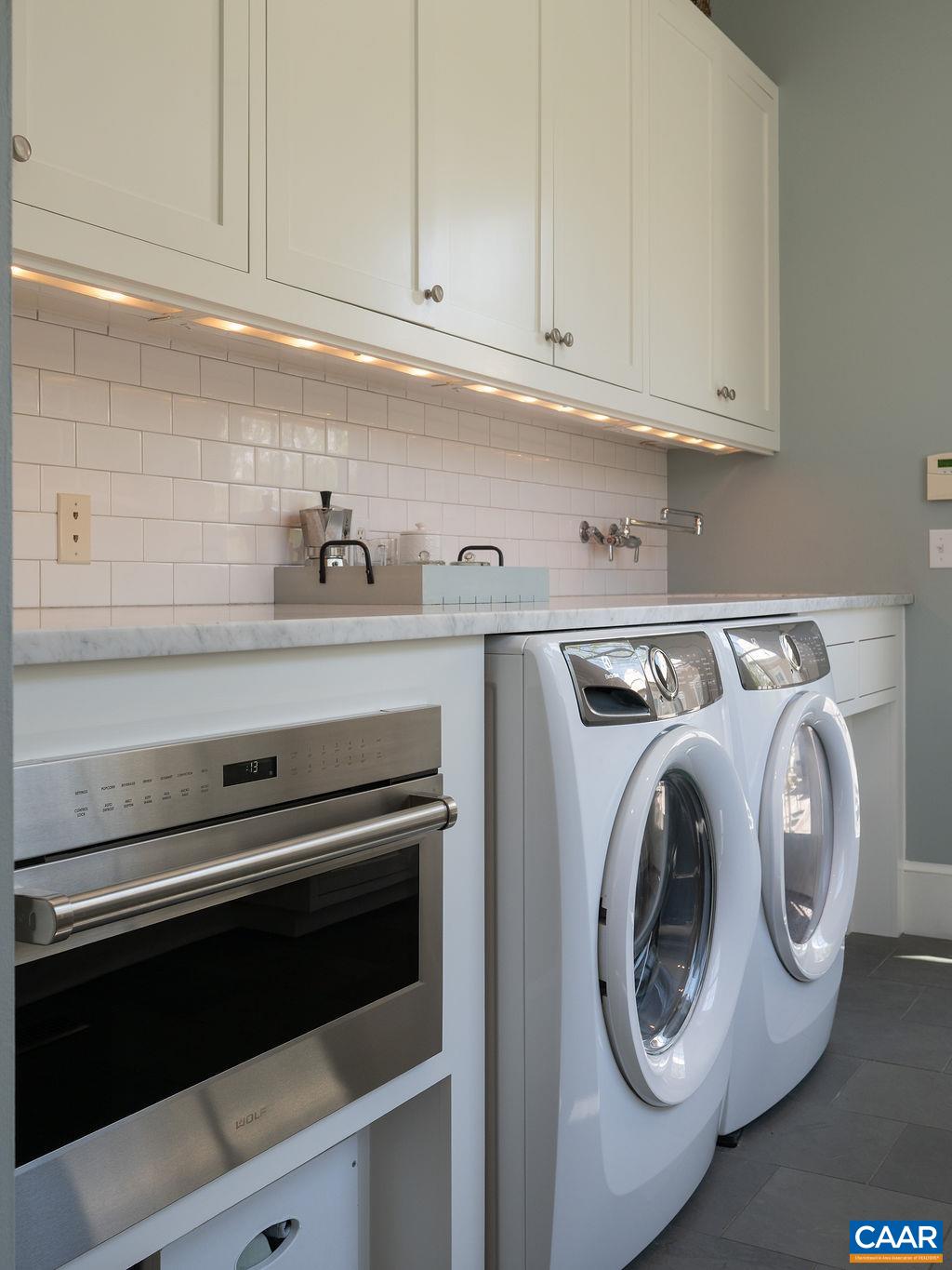 6877 HARVEST FARMS LN