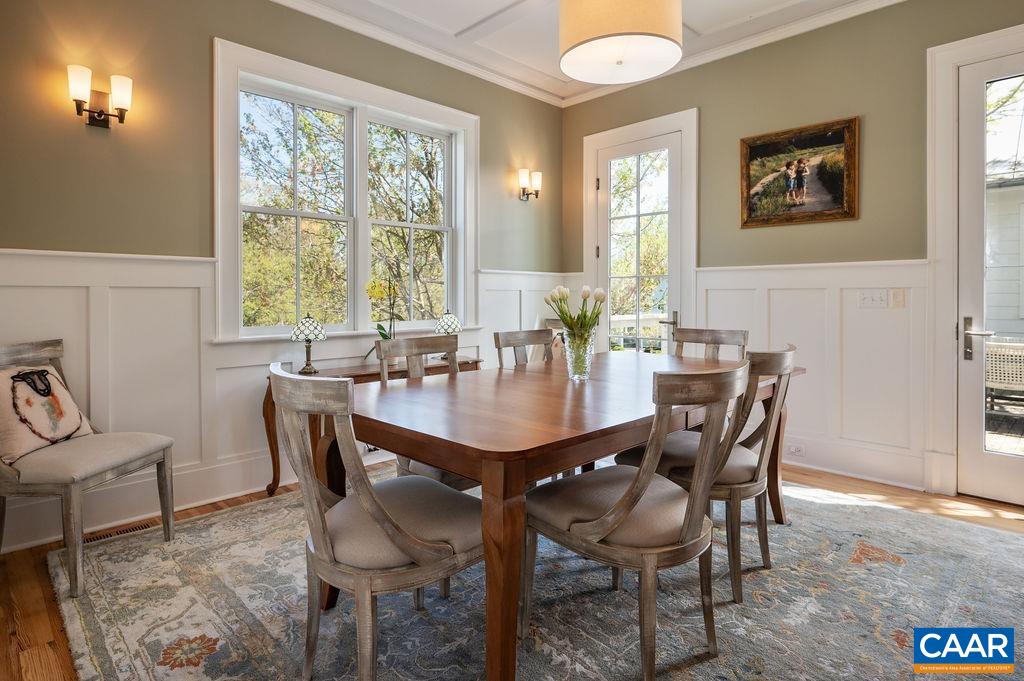 6877 HARVEST FARMS LN