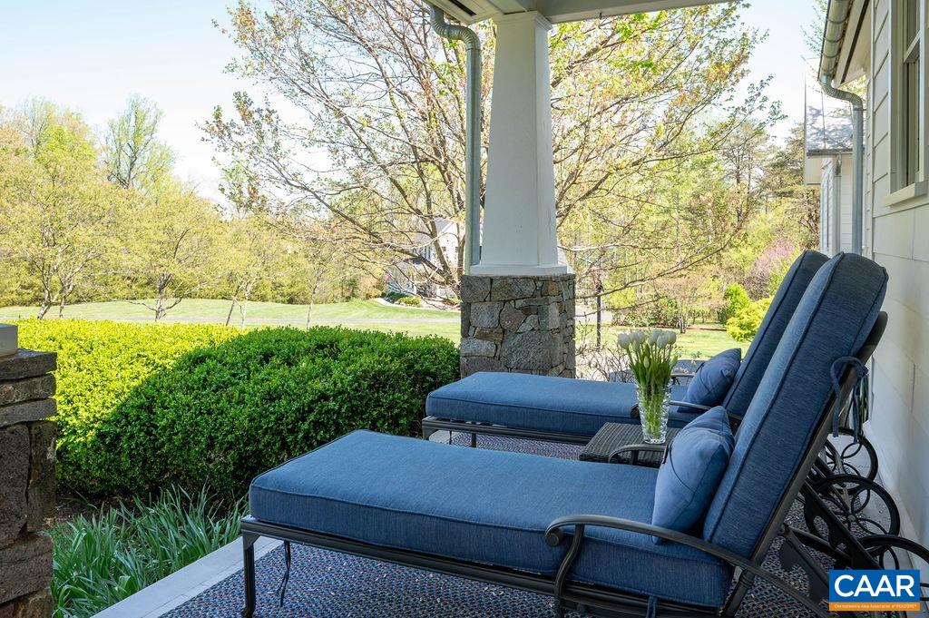 6877 HARVEST FARMS LN