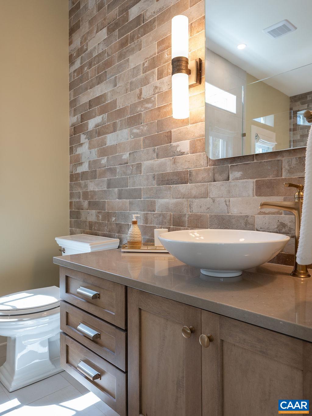 6877 HARVEST FARMS LN