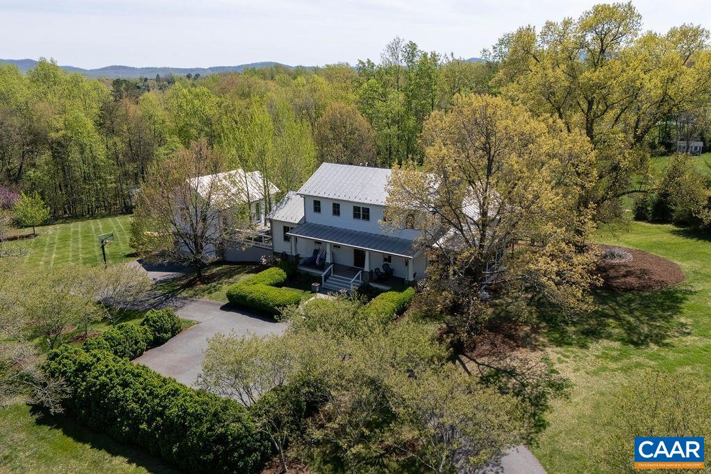 6877 HARVEST FARMS LN