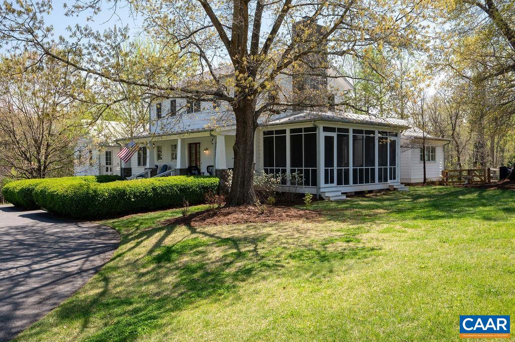 6877 HARVEST FARMS LN