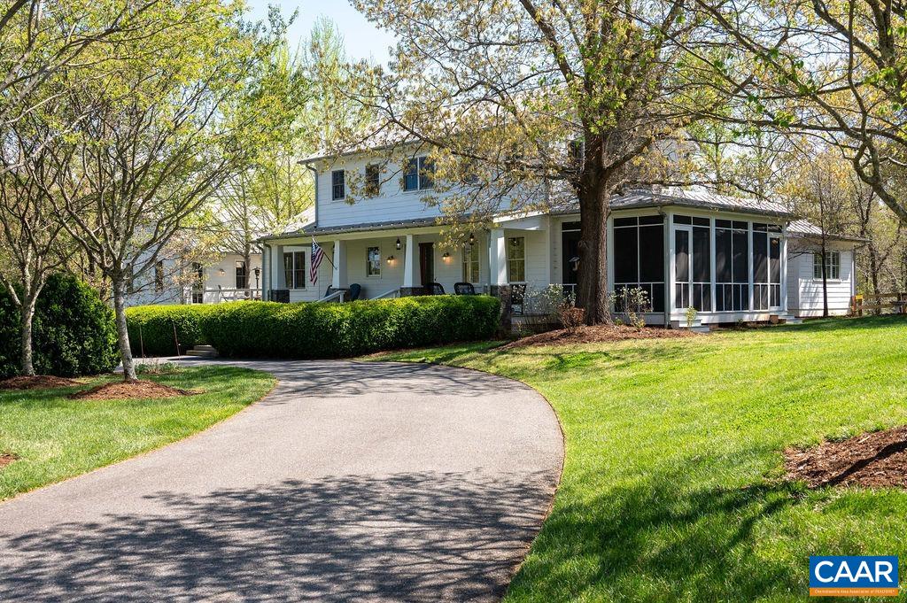 6877 HARVEST FARMS LN