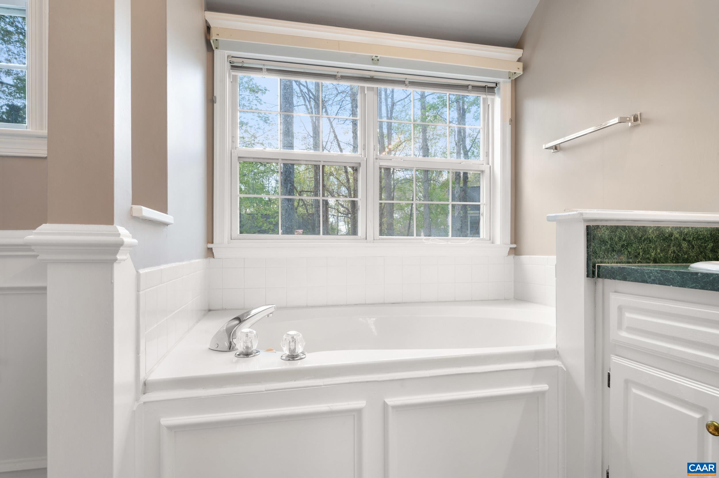 2089 WHISPERING WOODS DR