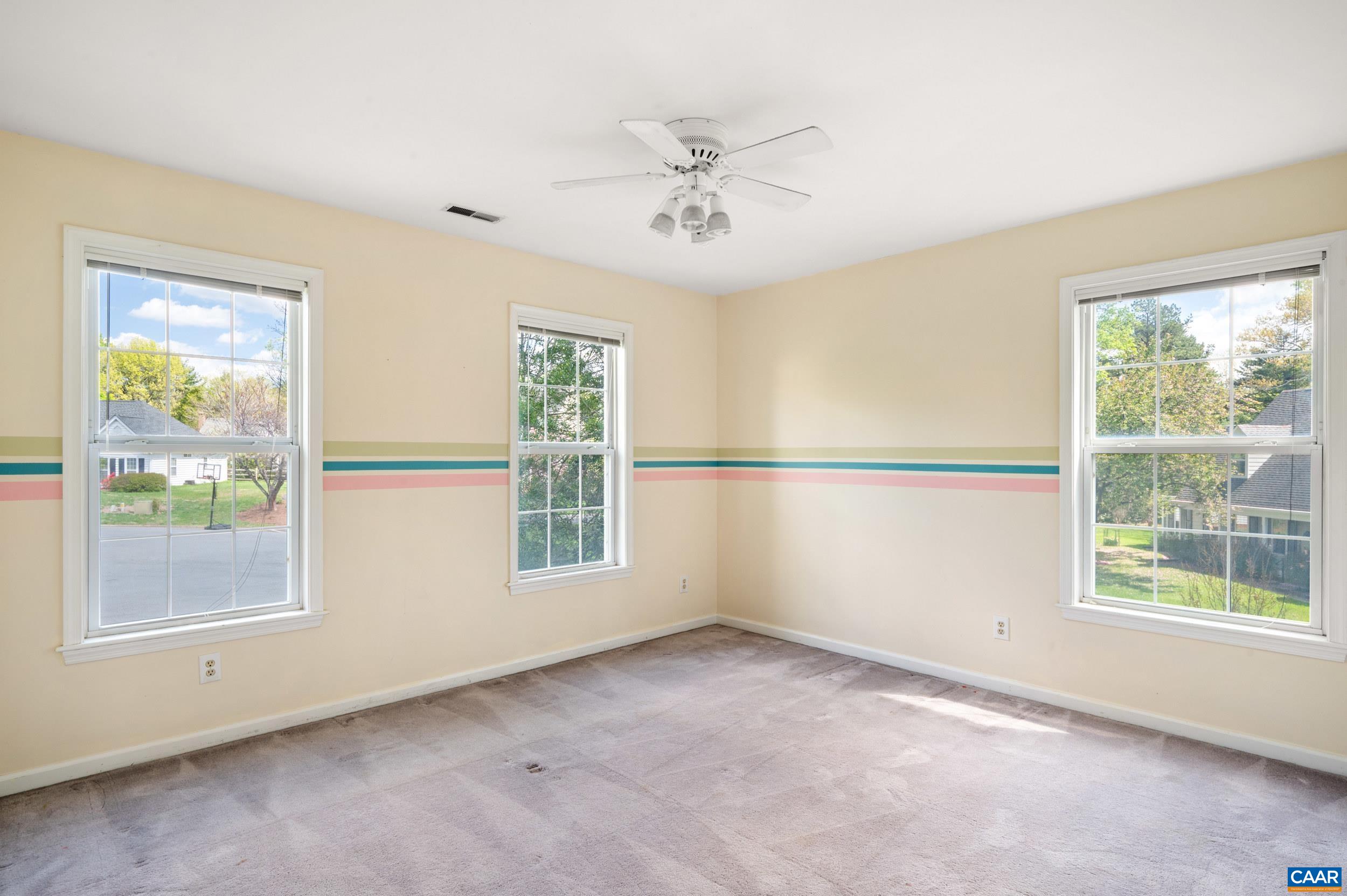 2089 WHISPERING WOODS DR