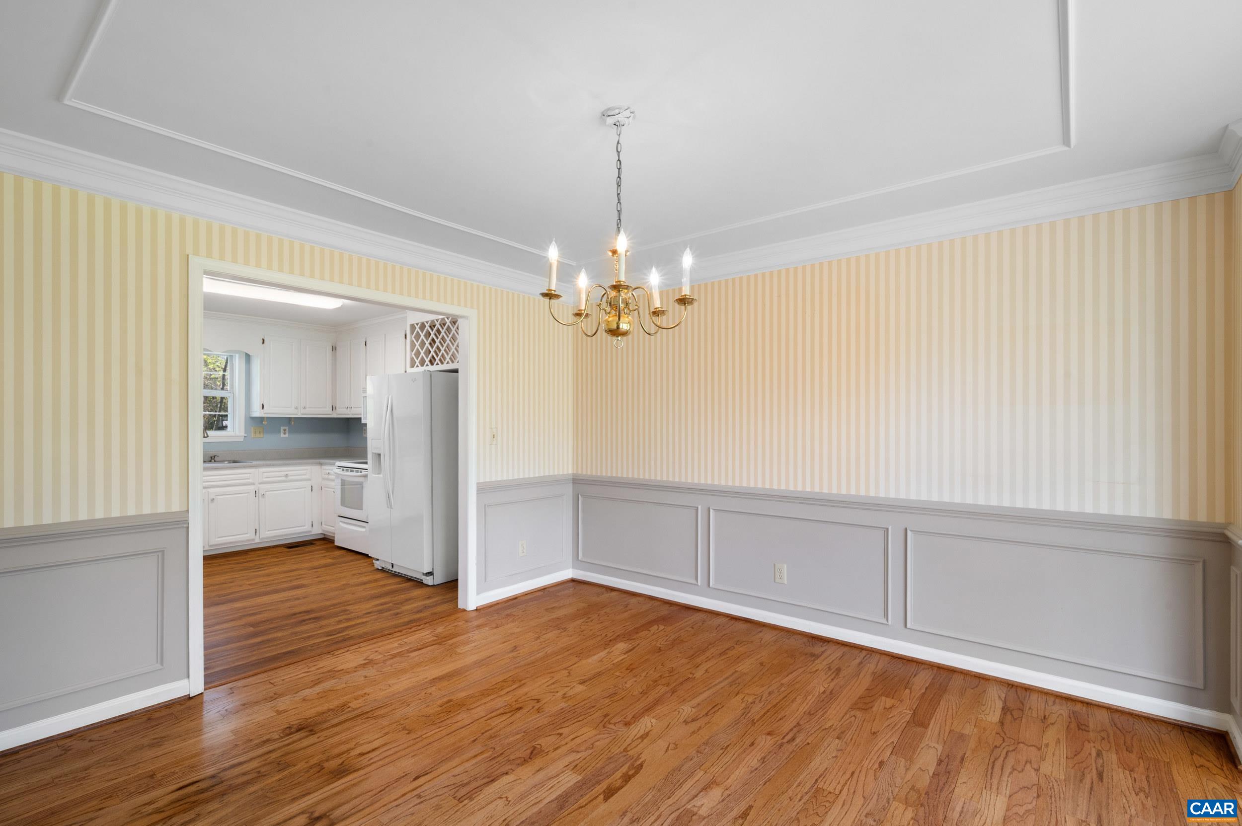 2089 WHISPERING WOODS DR