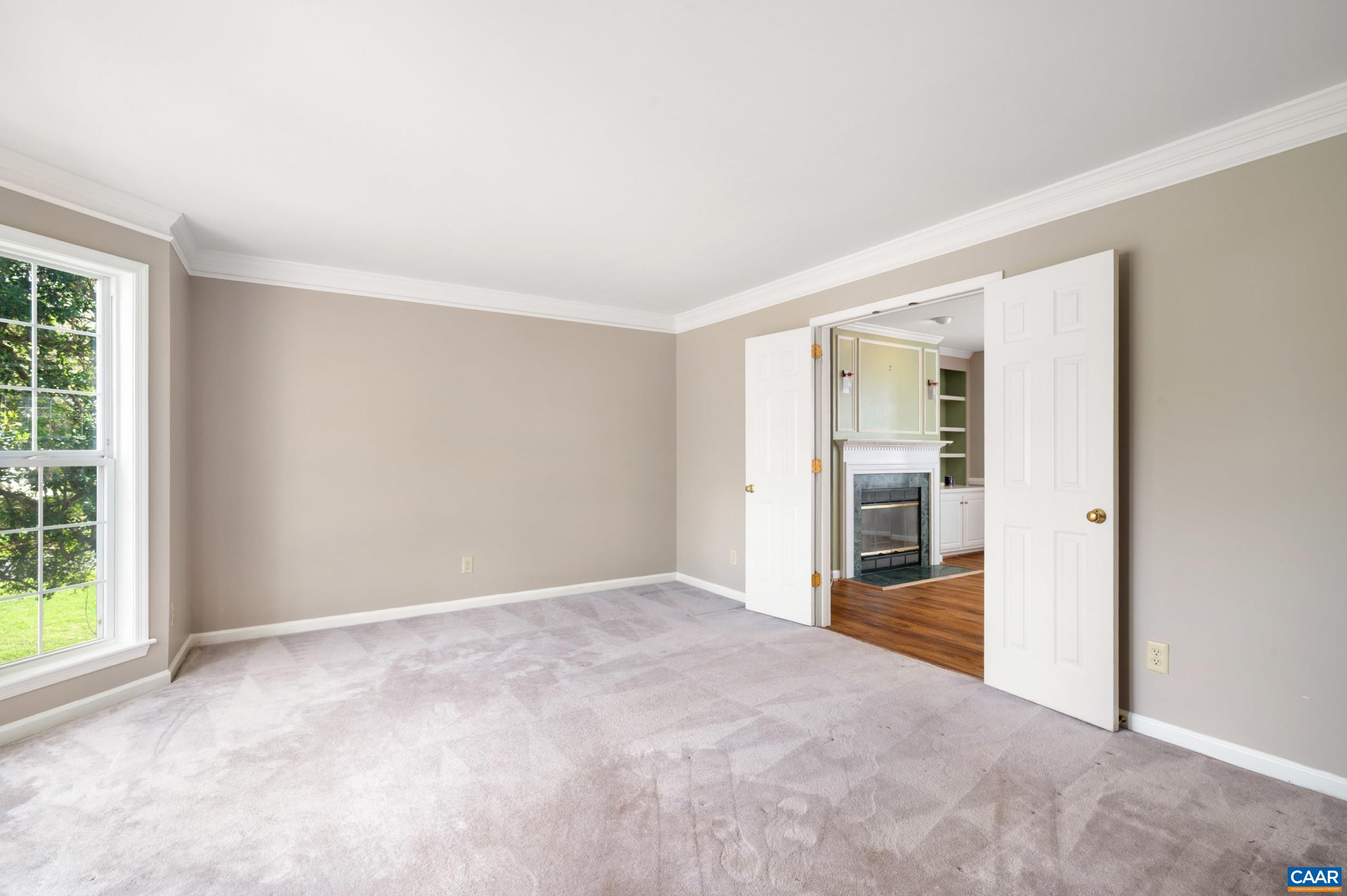 2089 WHISPERING WOODS DR