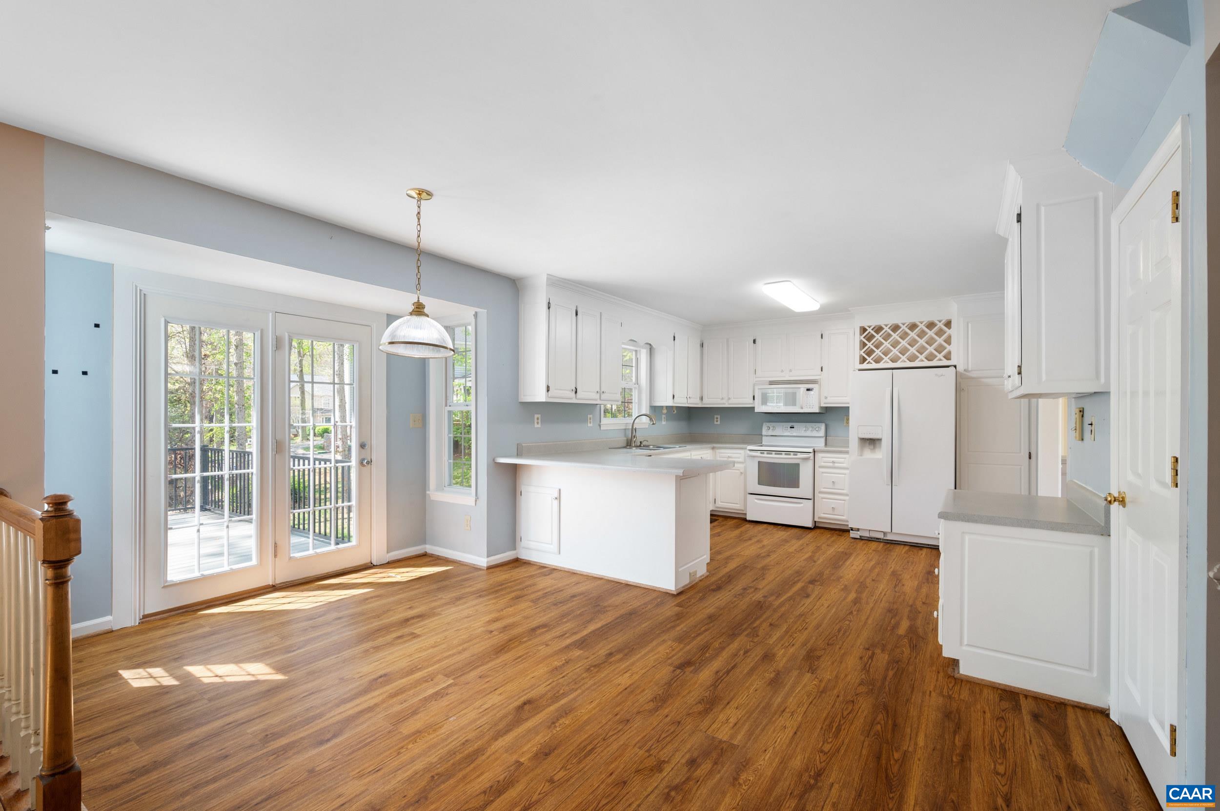 2089 WHISPERING WOODS DR