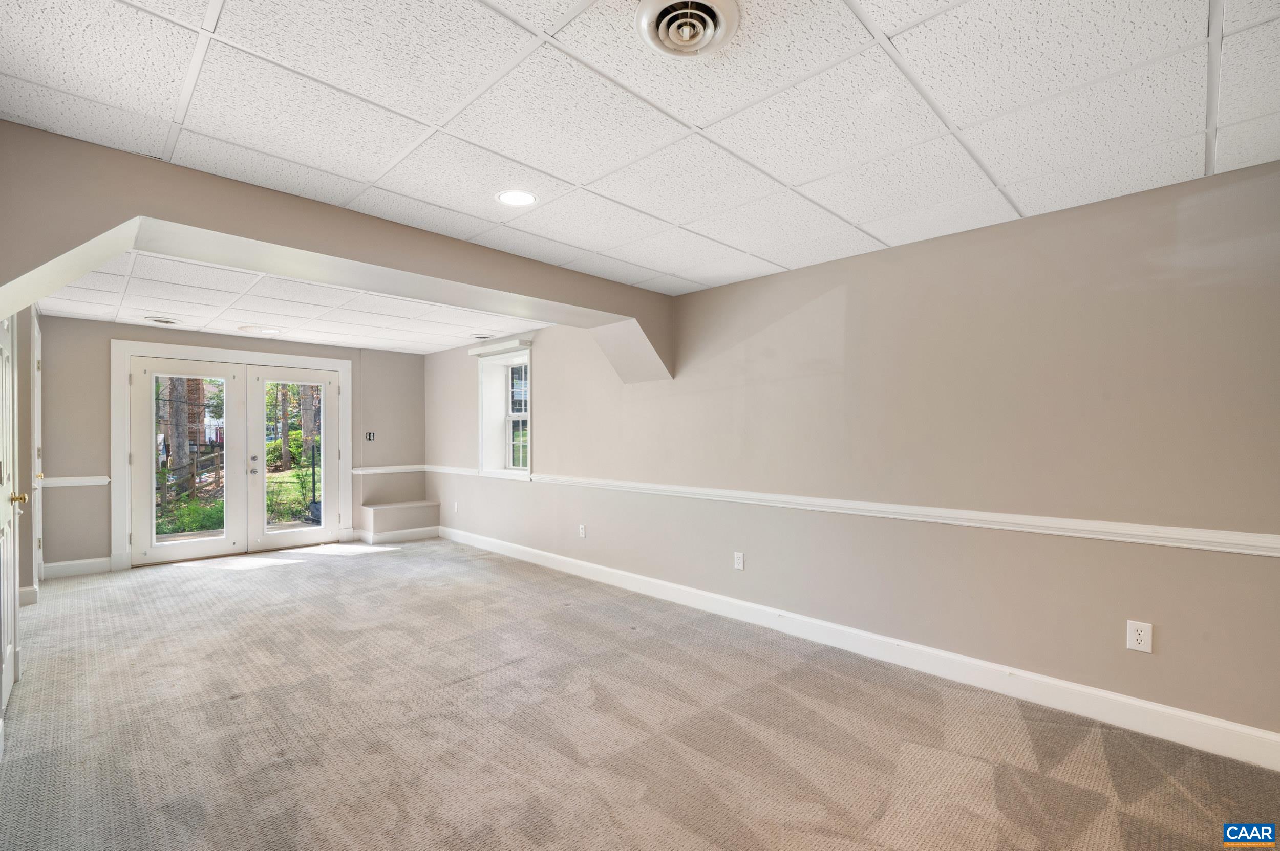 2089 WHISPERING WOODS DR