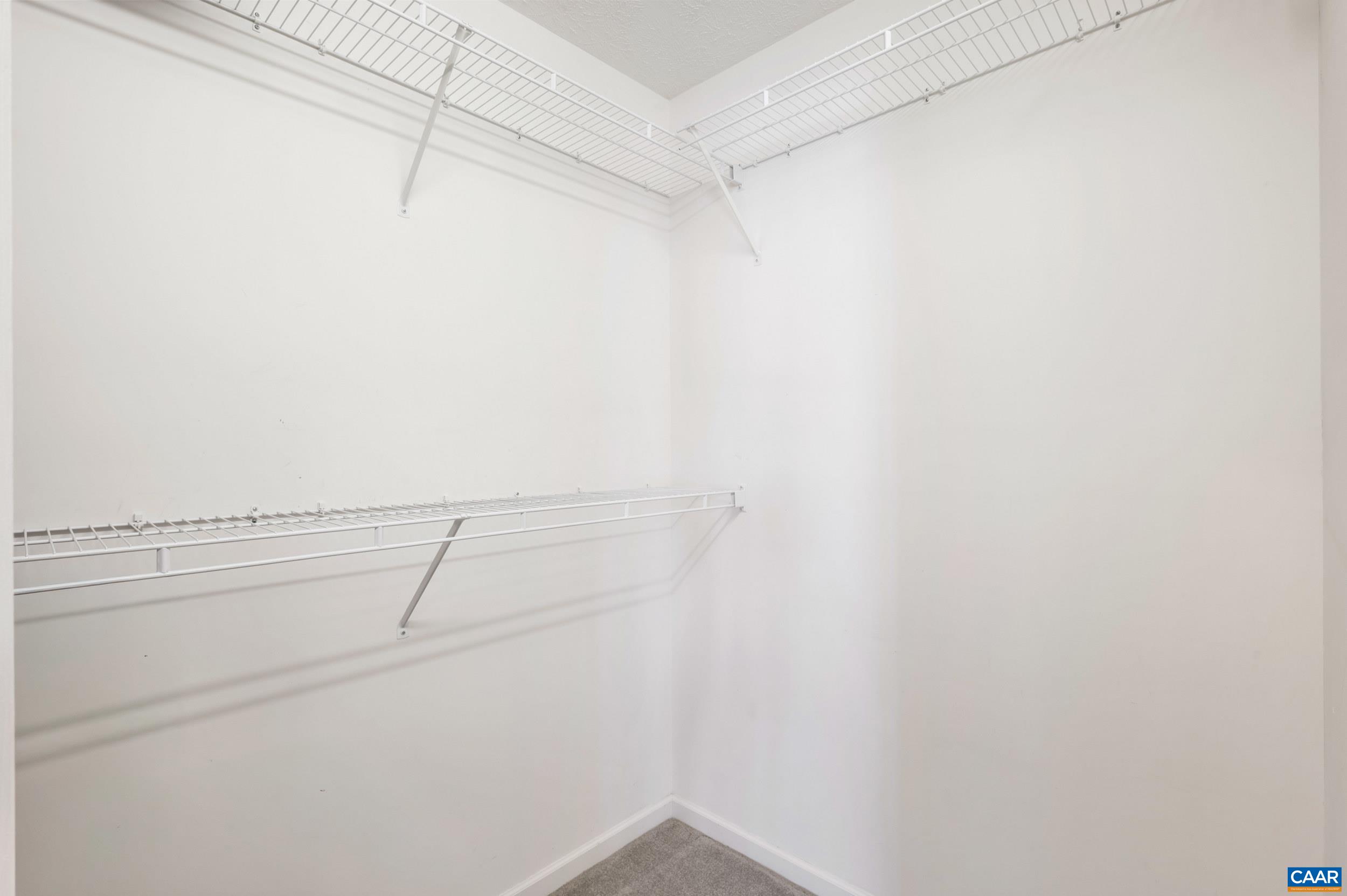 225 MAYFIELD LN