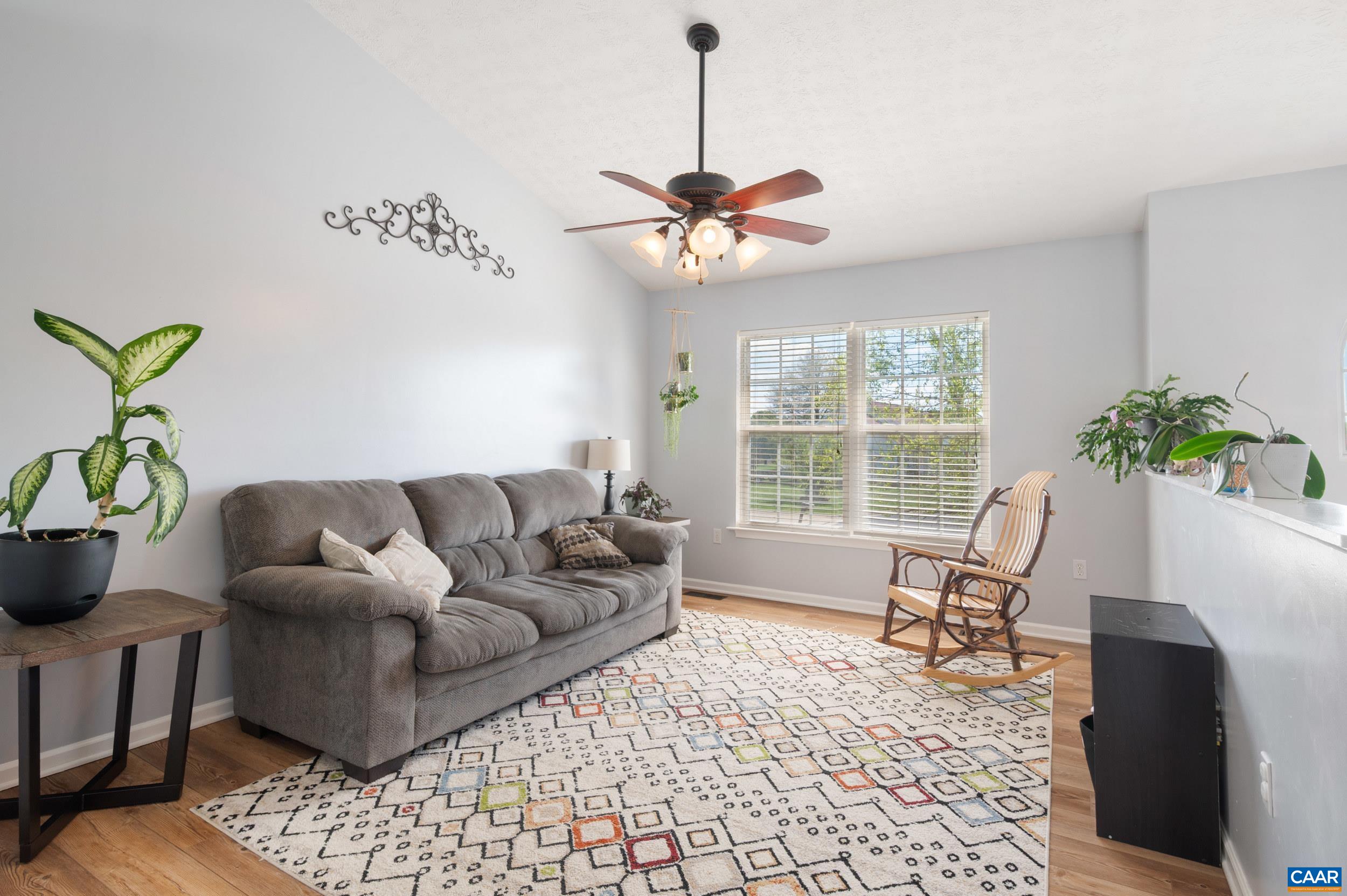 225 MAYFIELD LN