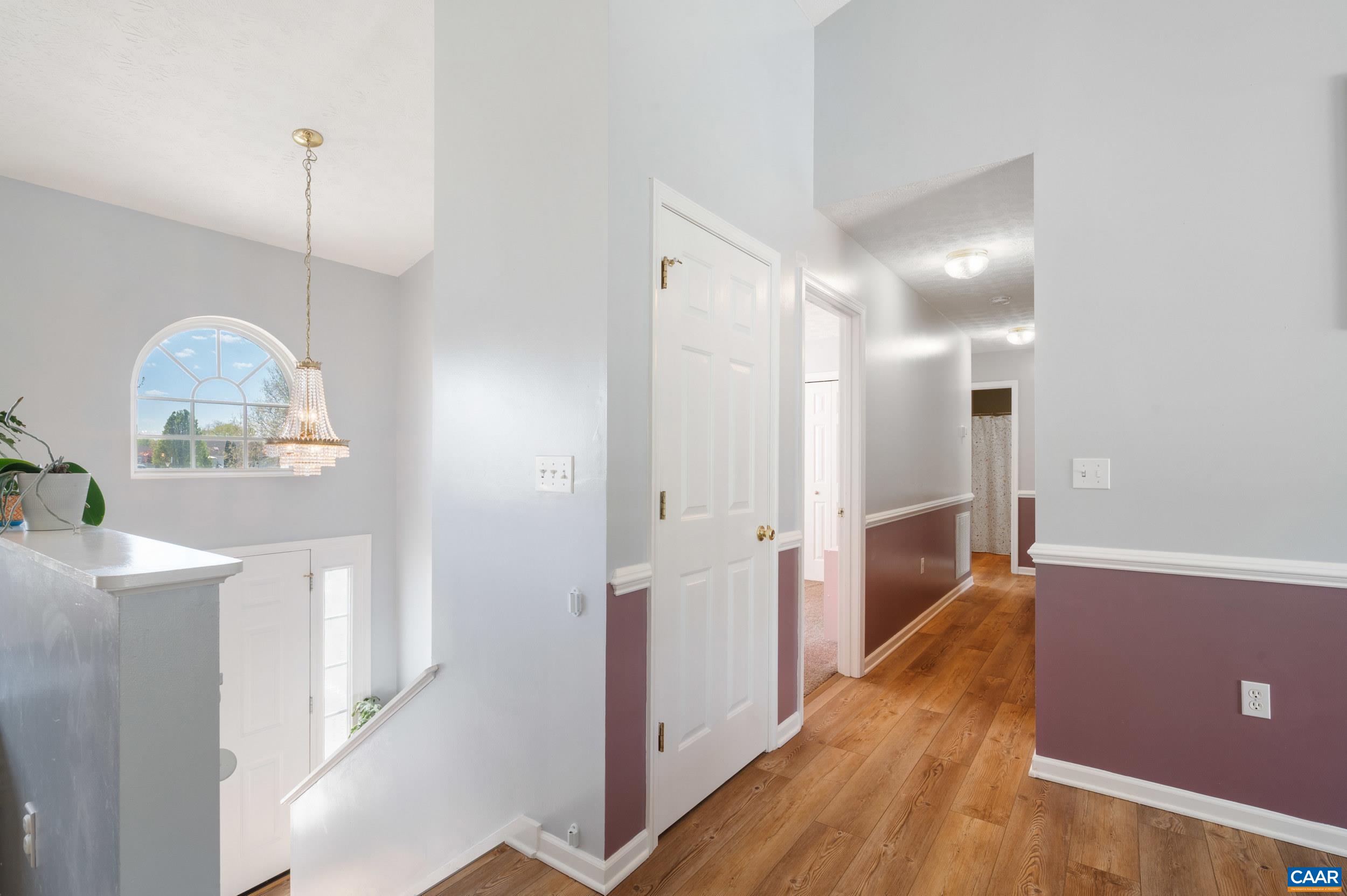 225 MAYFIELD LN