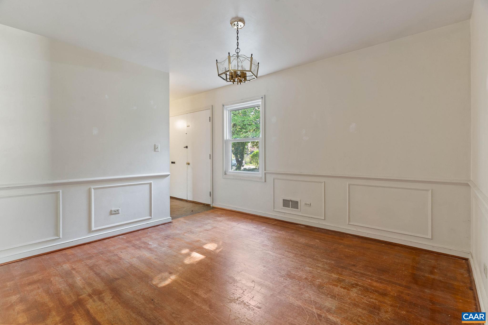 109 ELKHORN RD