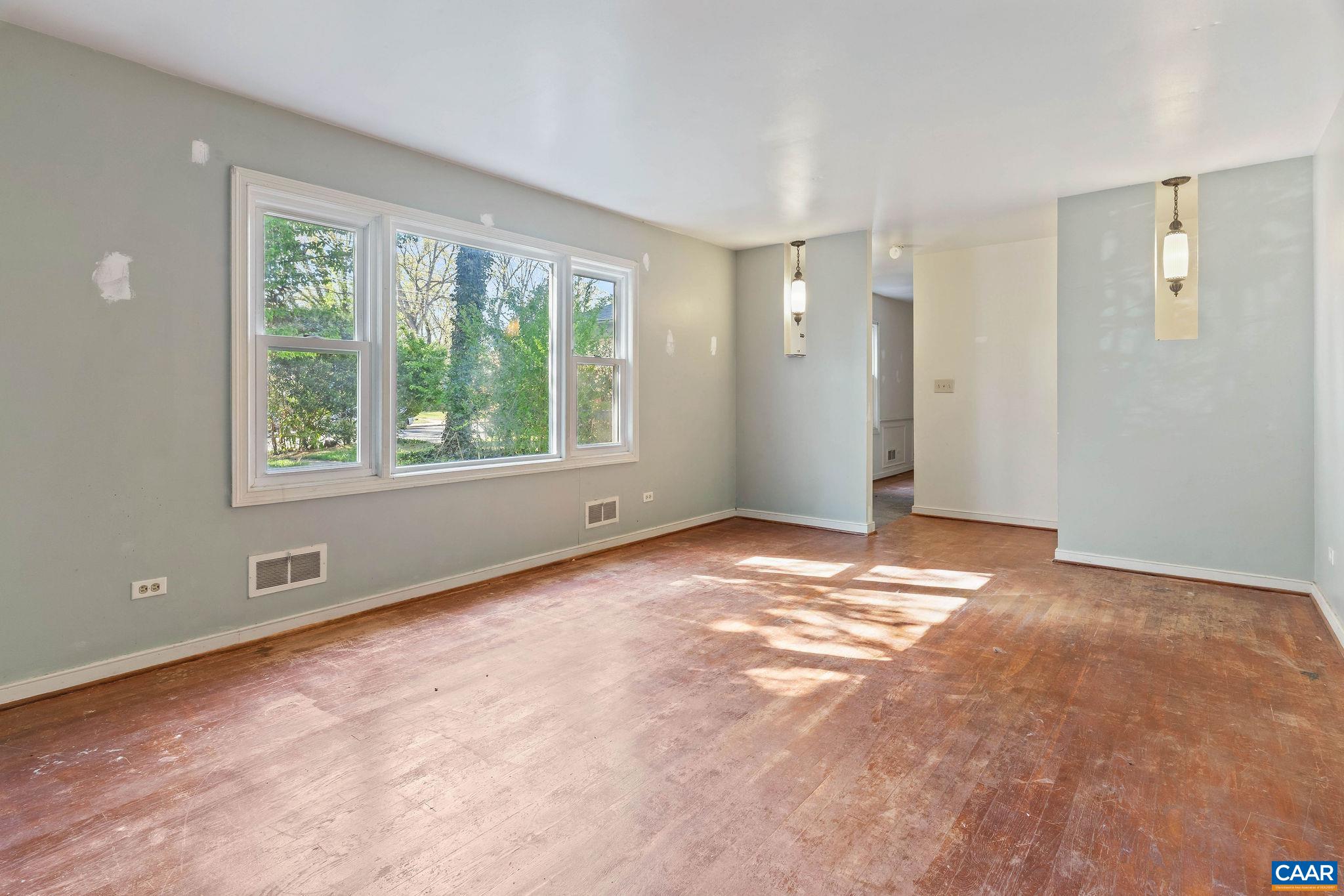 109 ELKHORN RD