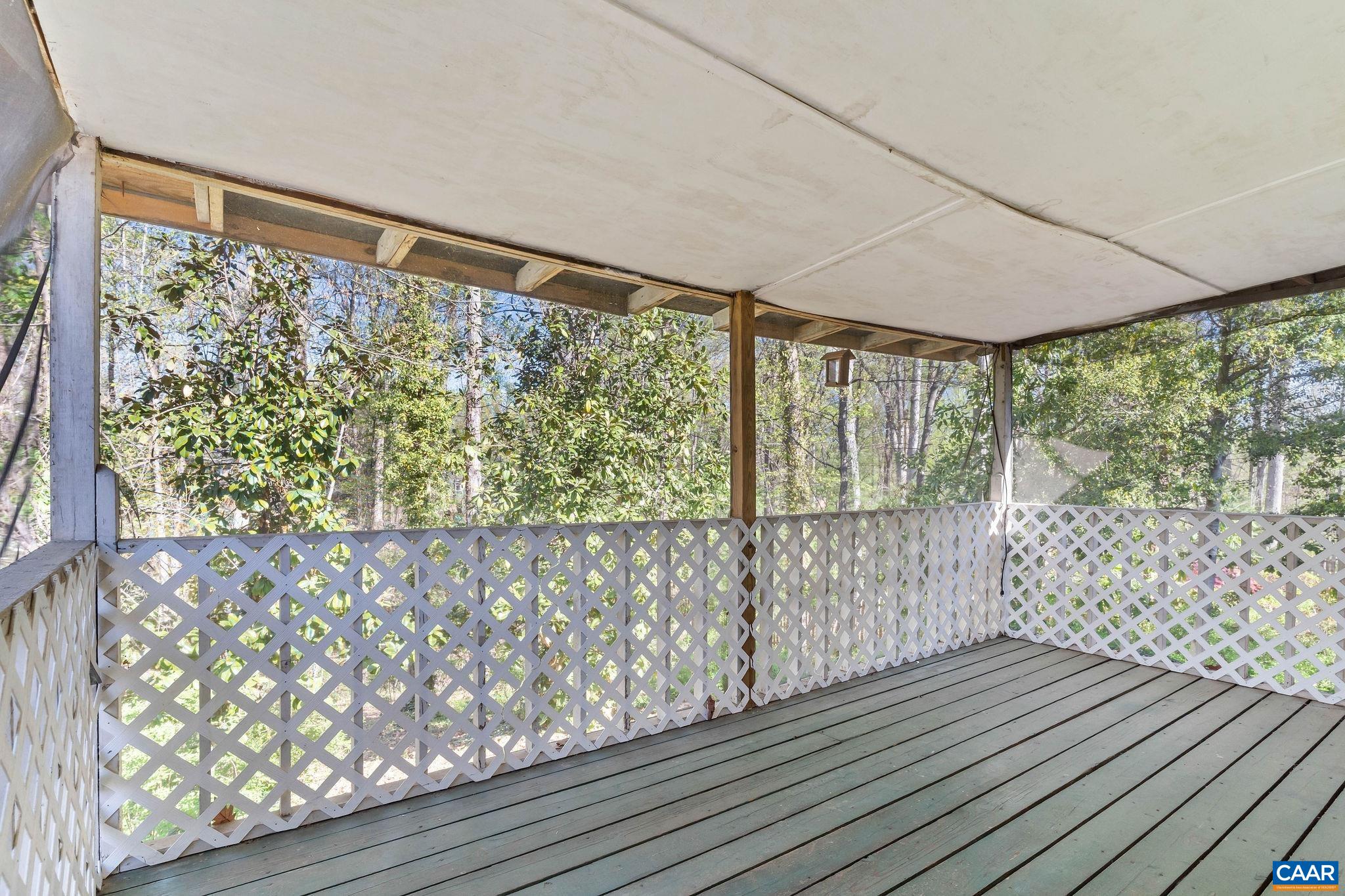 109 ELKHORN RD