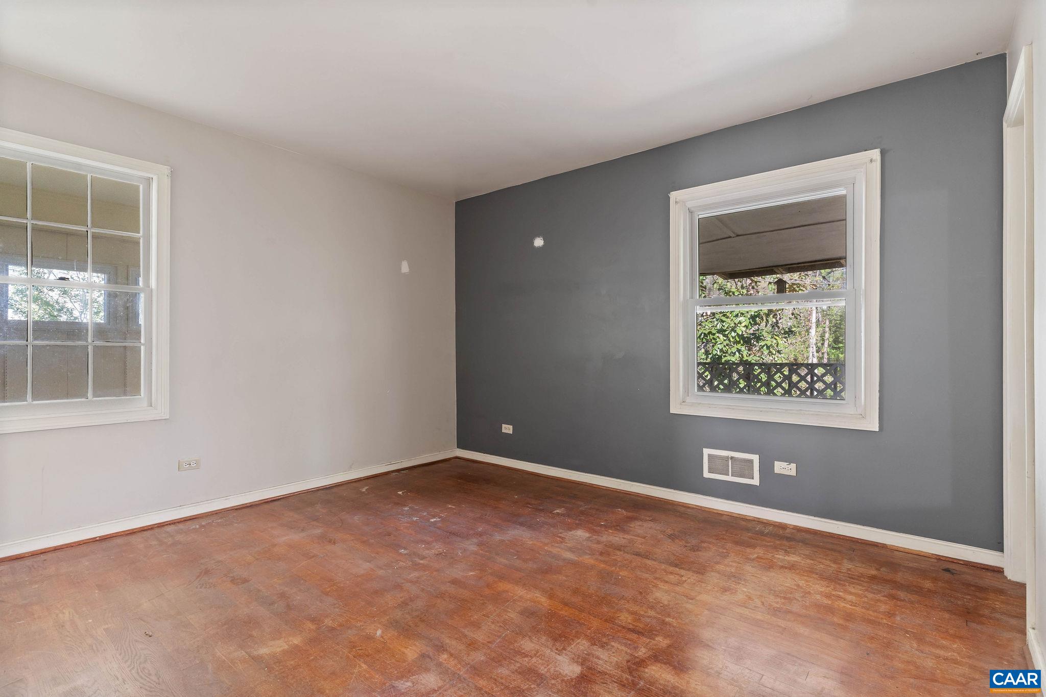 109 ELKHORN RD