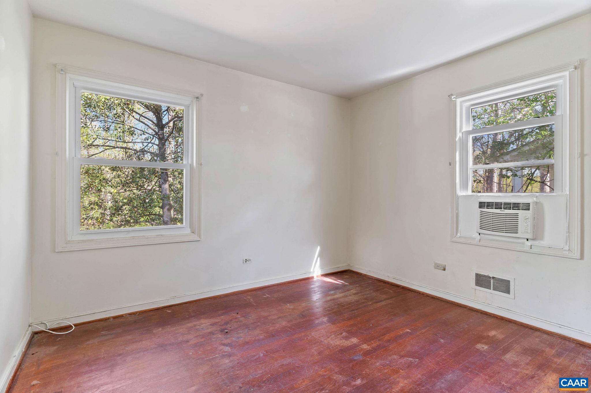 109 ELKHORN RD