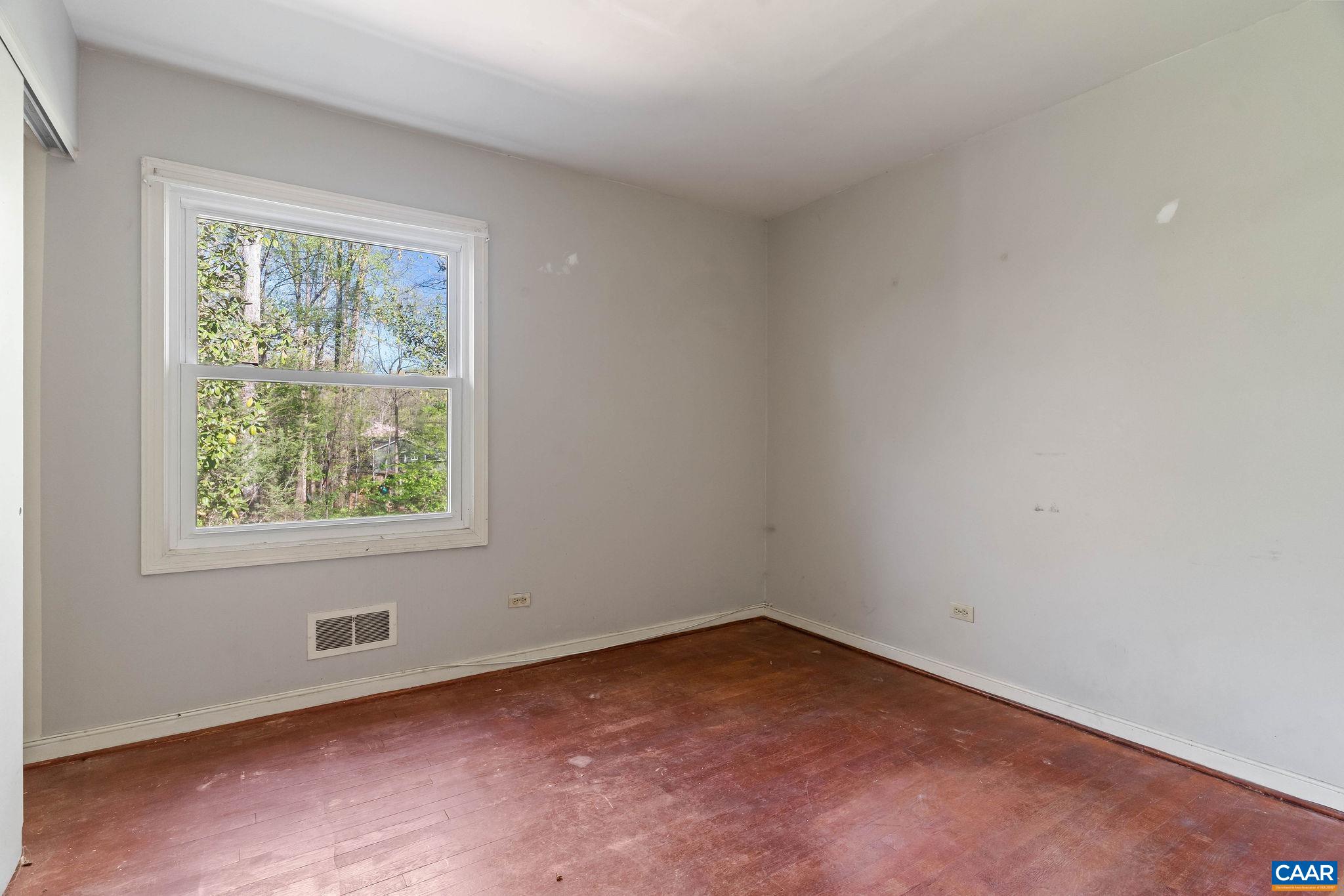 109 ELKHORN RD