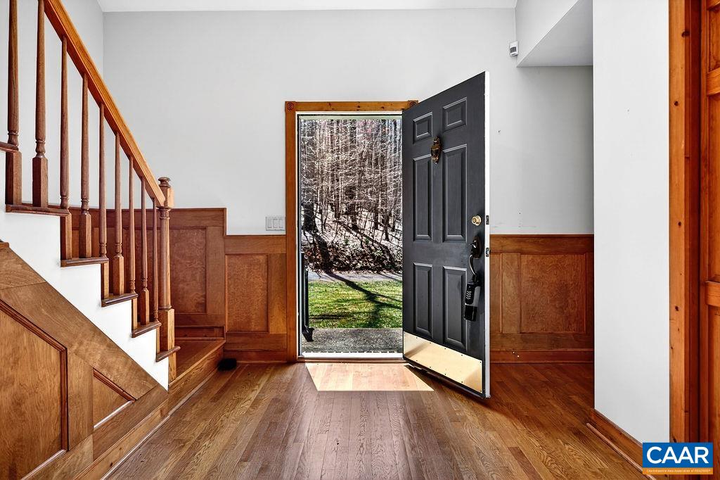 472 HORSESHOE MOUNTAIN RD