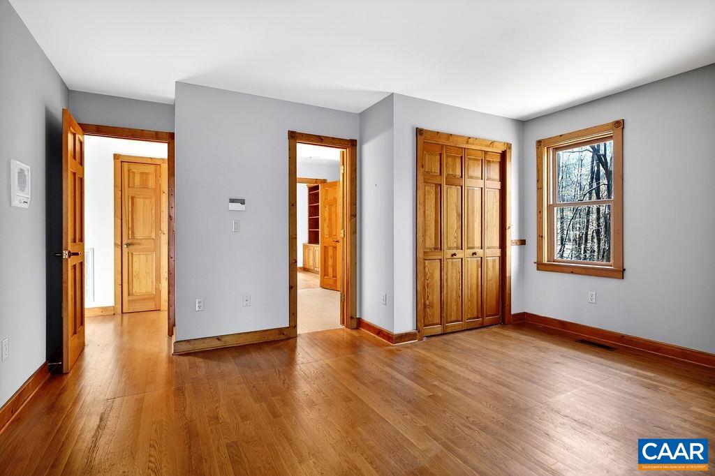 472 HORSESHOE MOUNTAIN RD