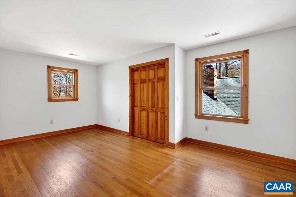 472 HORSESHOE MOUNTAIN RD