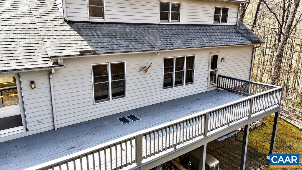 472 HORSESHOE MOUNTAIN RD