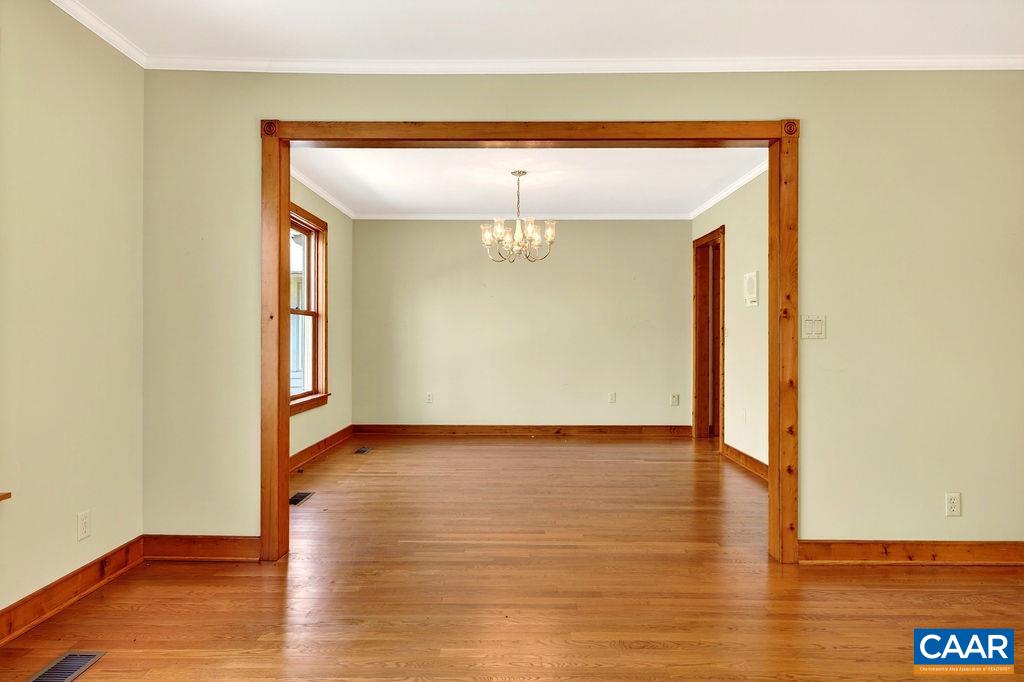 472 HORSESHOE MOUNTAIN RD