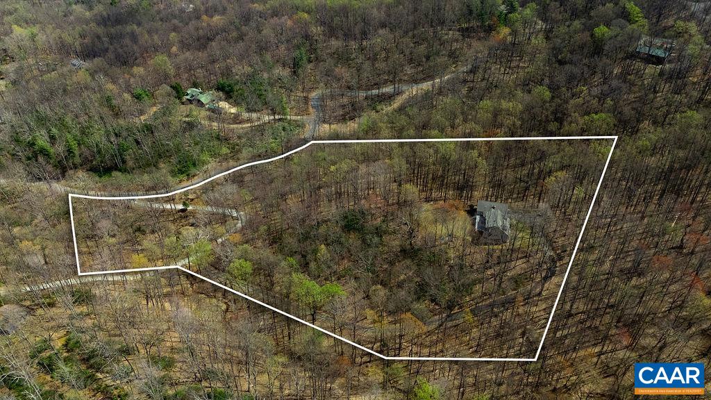 472 HORSESHOE MOUNTAIN RD