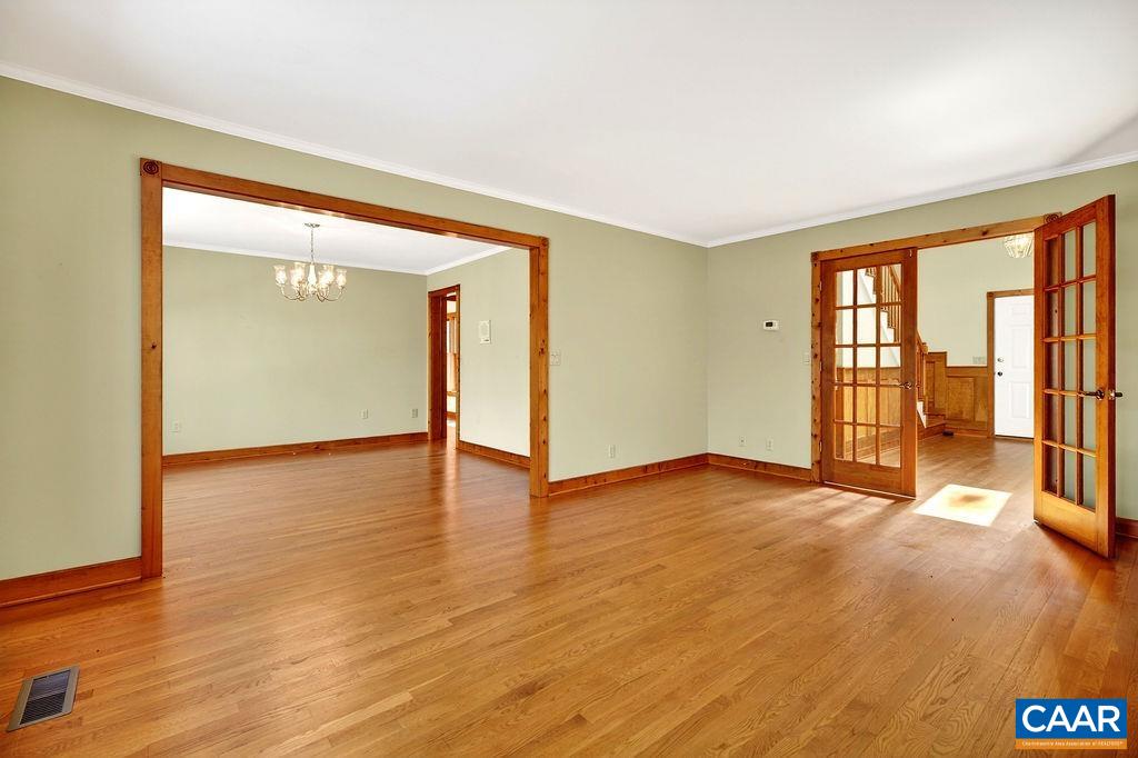 472 HORSESHOE MOUNTAIN RD