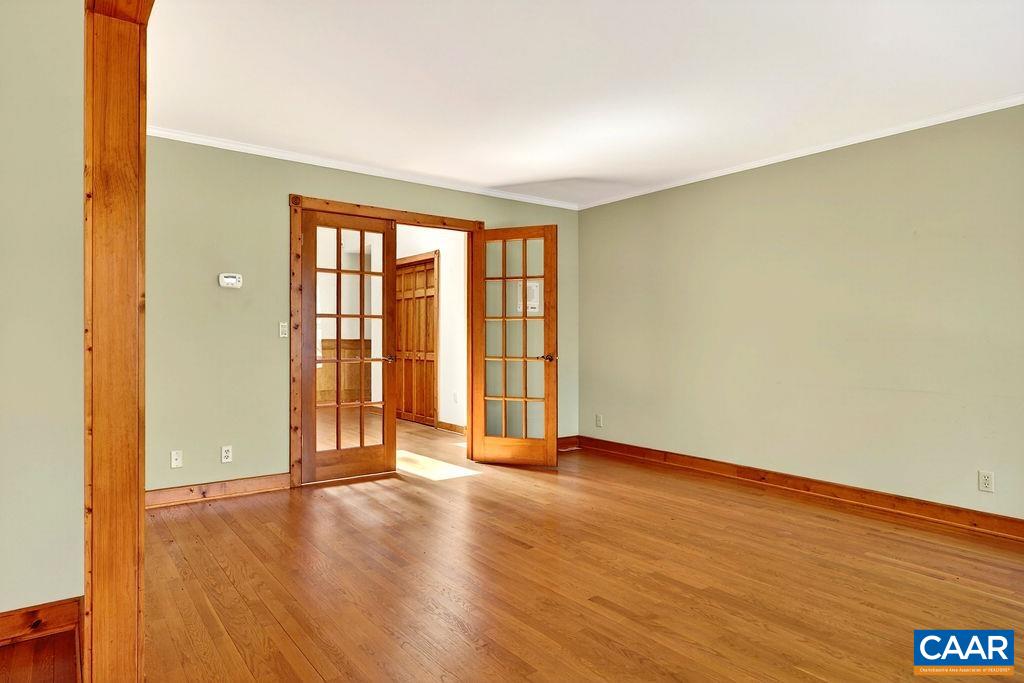 472 HORSESHOE MOUNTAIN RD