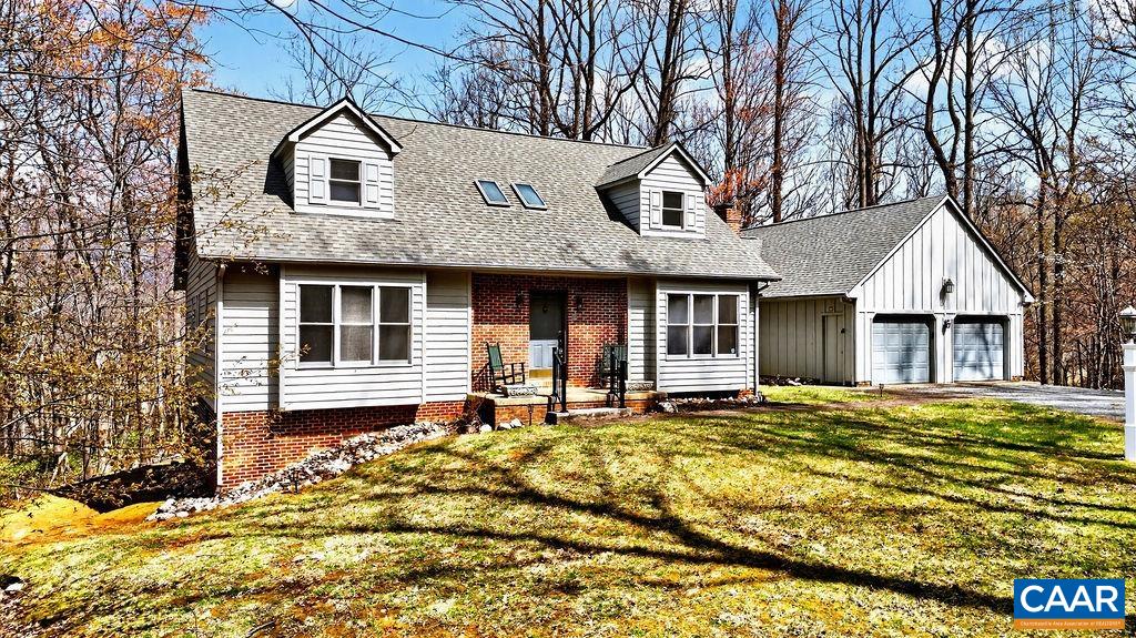 472 HORSESHOE MOUNTAIN RD