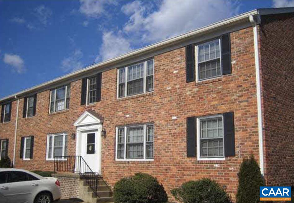 2422 BARRACKS PL Unit: 4