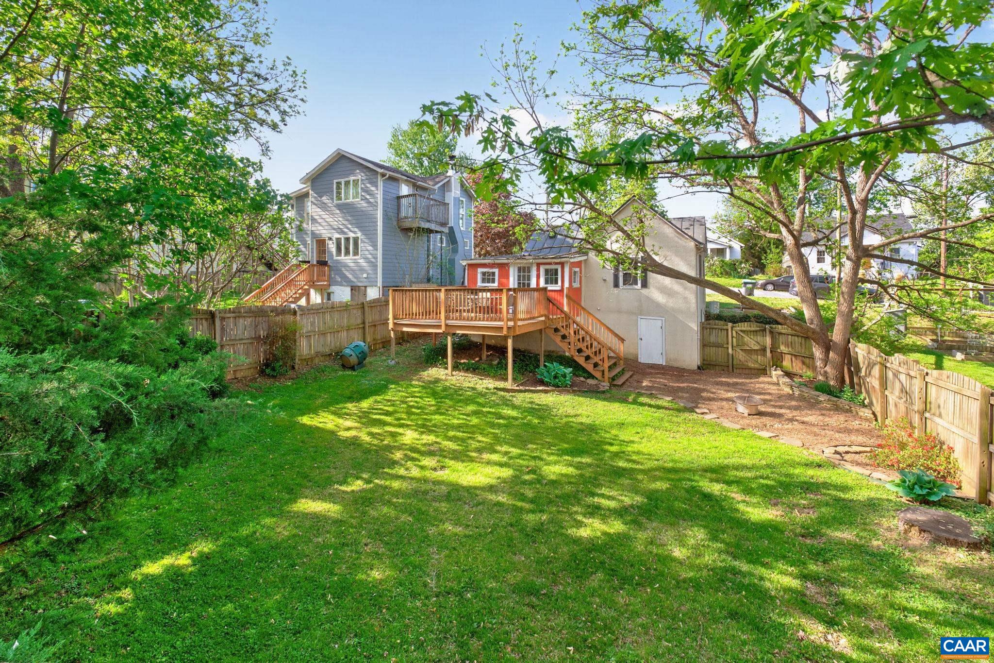 605 BOLLING AVE