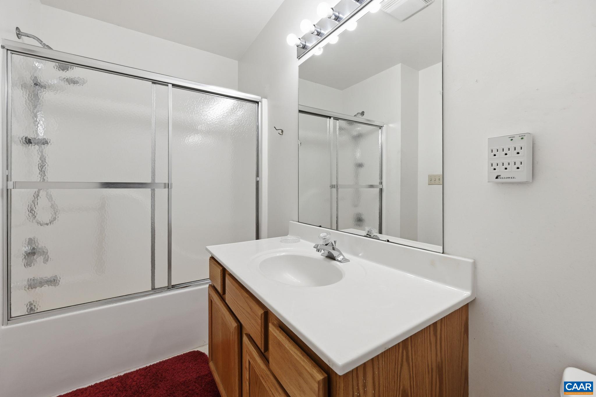 85 MAGNOLIA CT
