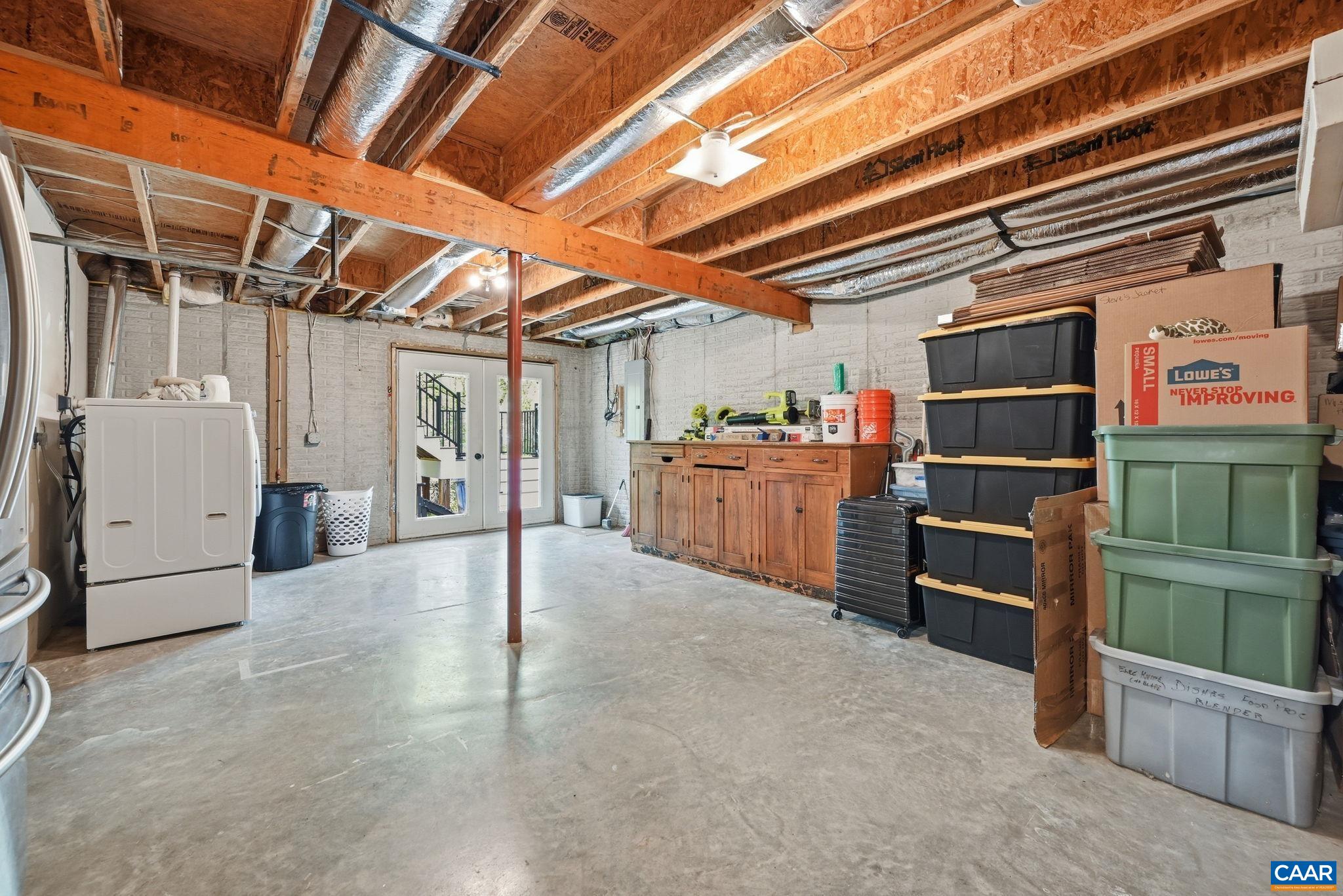 85 MAGNOLIA CT