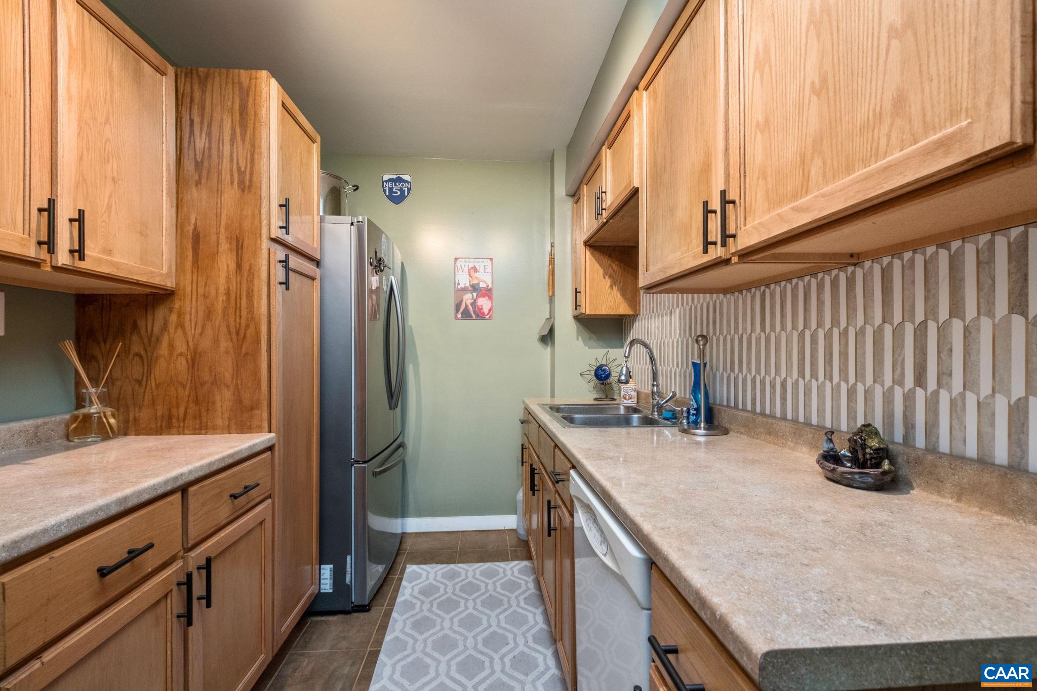 164 SUNNYSIDE LN