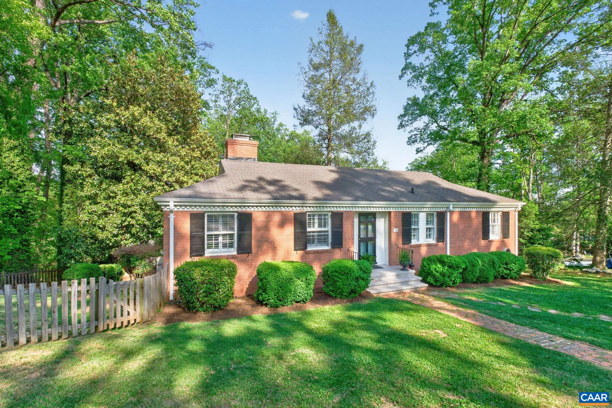 128 N BENNINGTON RD