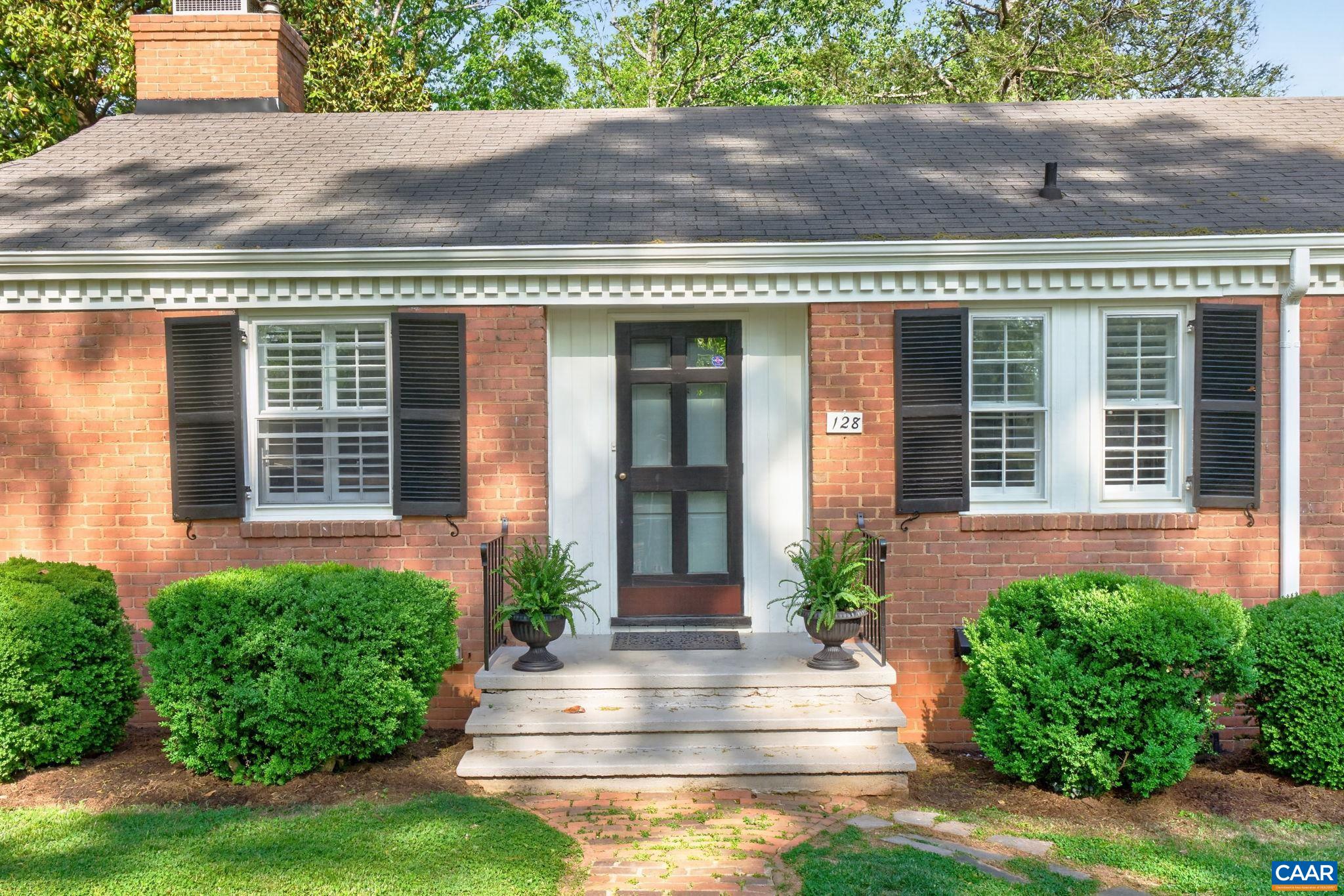 128 N BENNINGTON RD