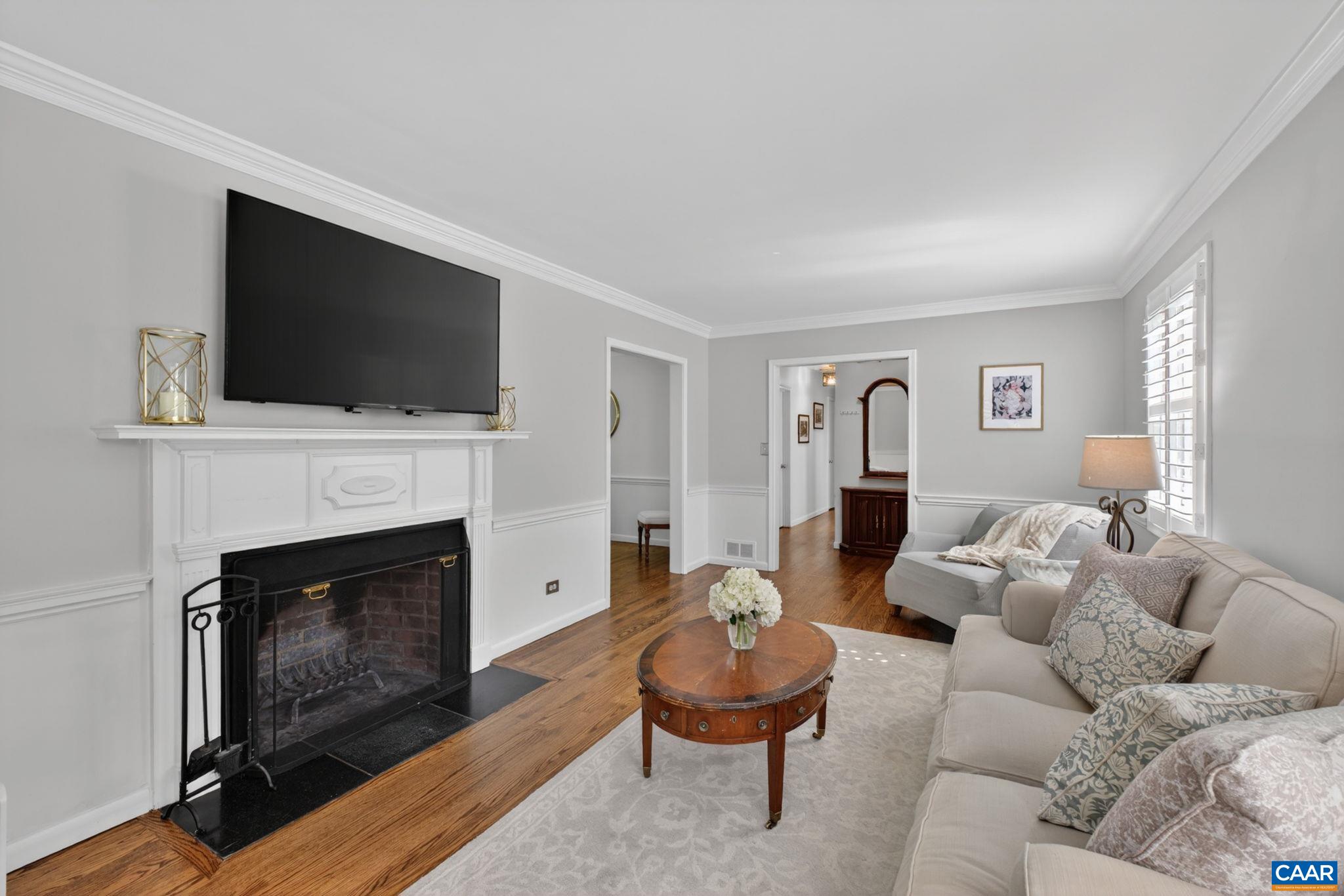 128 N BENNINGTON RD