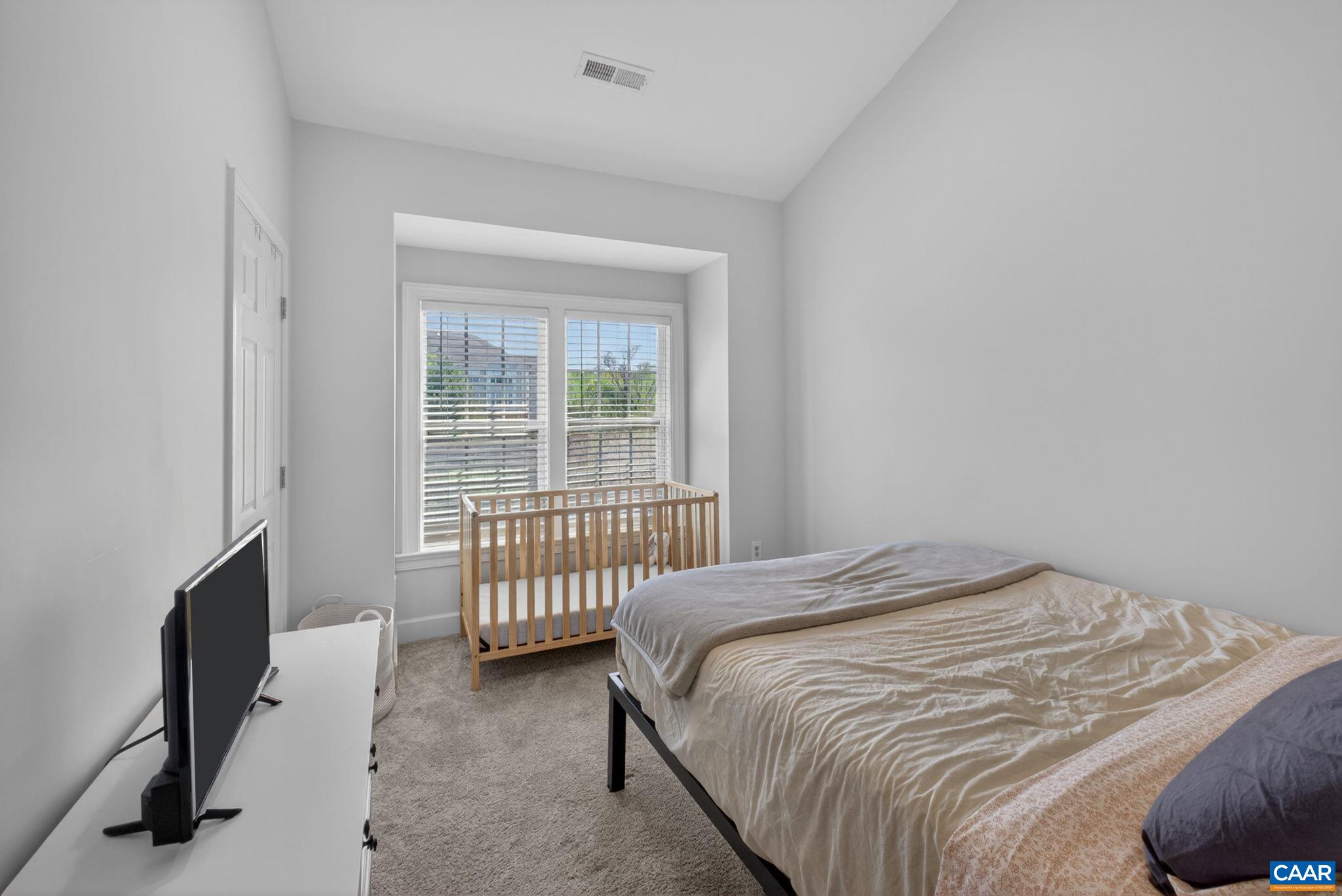 2527 AVEMORE POND RD
