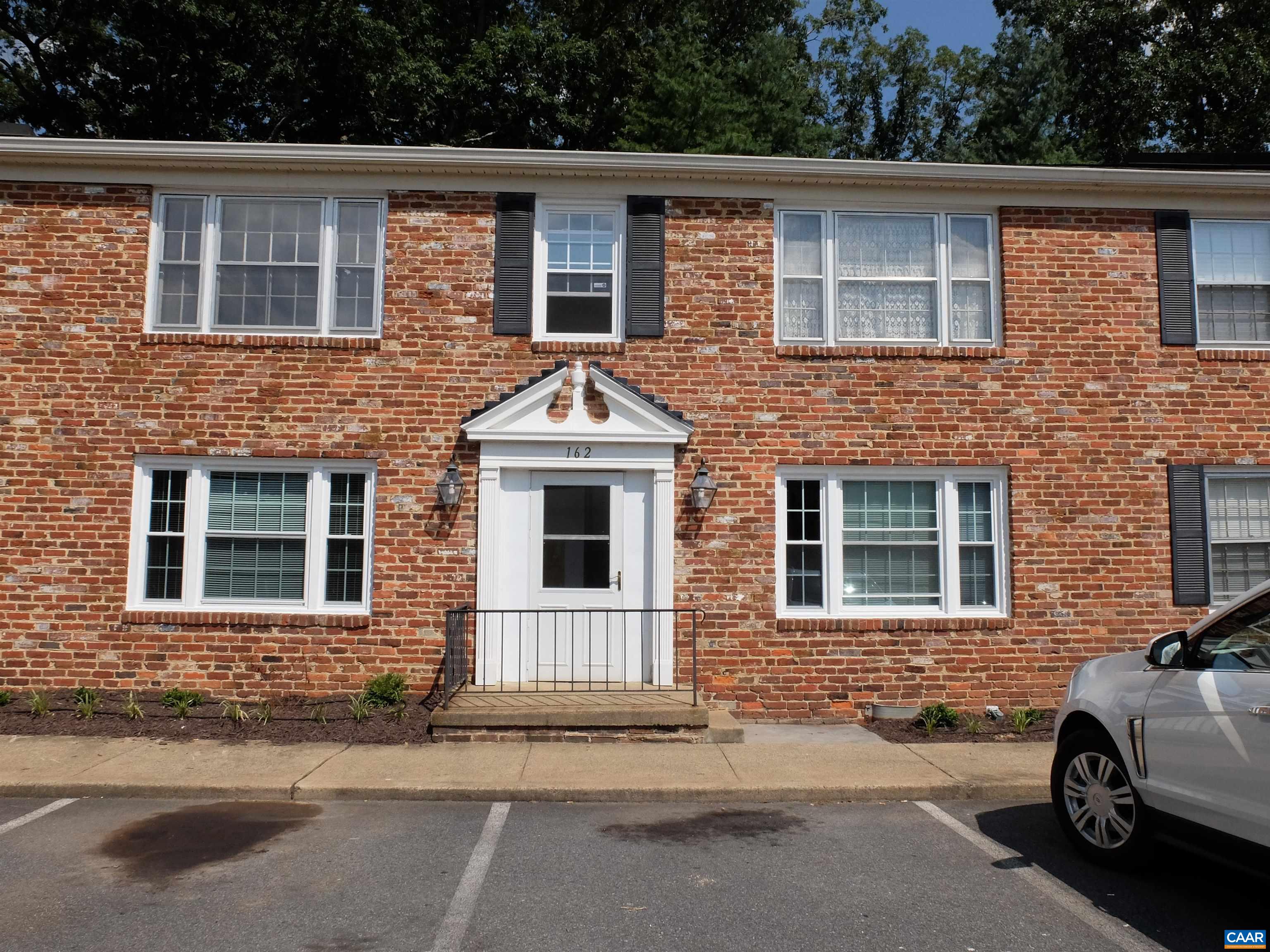 162 HESSIAN HILLS WAY Unit: 2